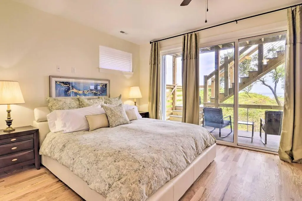 Private Beachfront Modern Villa Norfolk Holiday home