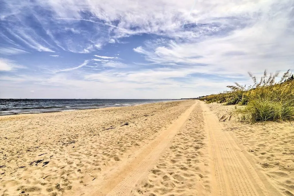 Private Beachfront Modern Villa Norfolk Holiday home