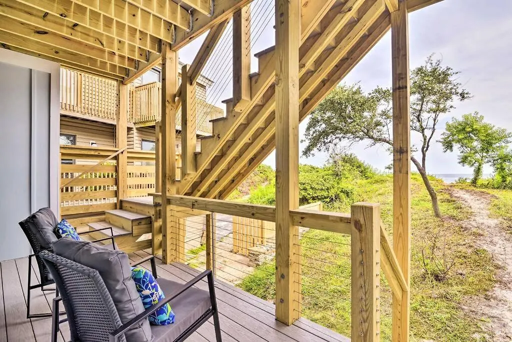 Holiday home Private Beachfront Modern Villa Norfolk United States